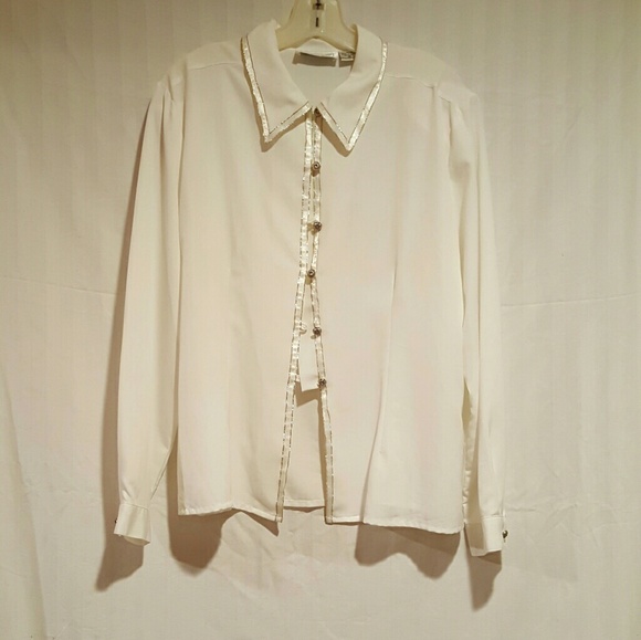 Impressions of California Tops - Women's 100% Polyester Ivory Button Down Shirt